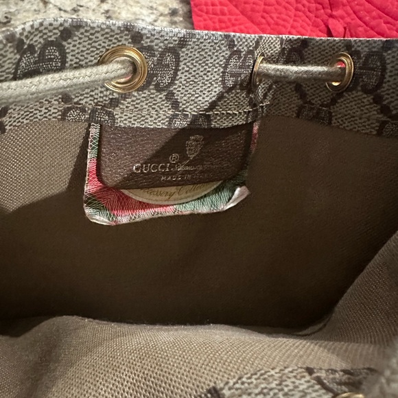 Authentic Gucci GG Logo Drawstring Bag. Coated canvas - Picture 7 of 7
